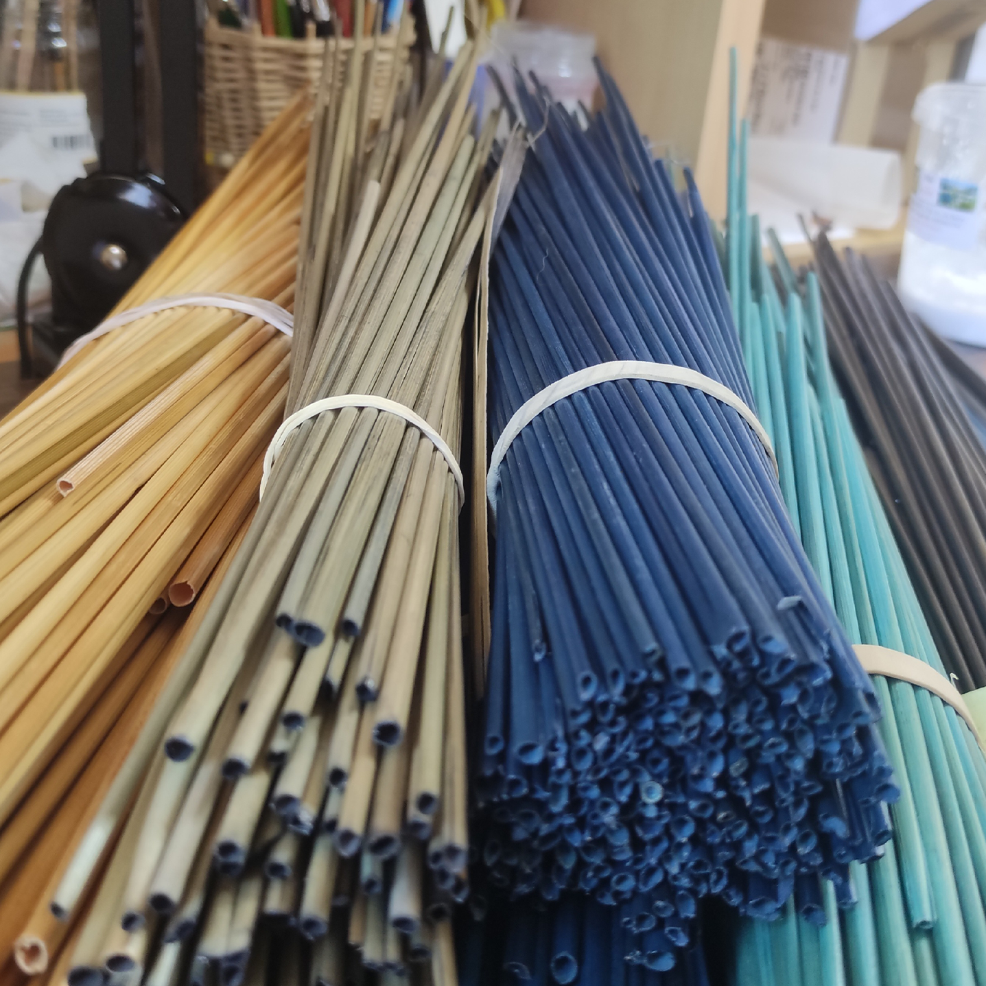 Solune Médaillon Antarctica Straw Marquetry